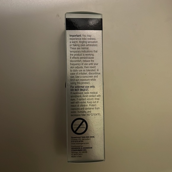 Nib Neutrogena Rapid Wrinkle Repair Retinol Face Serum Capsules, 30 ct - Picture 11 of 12